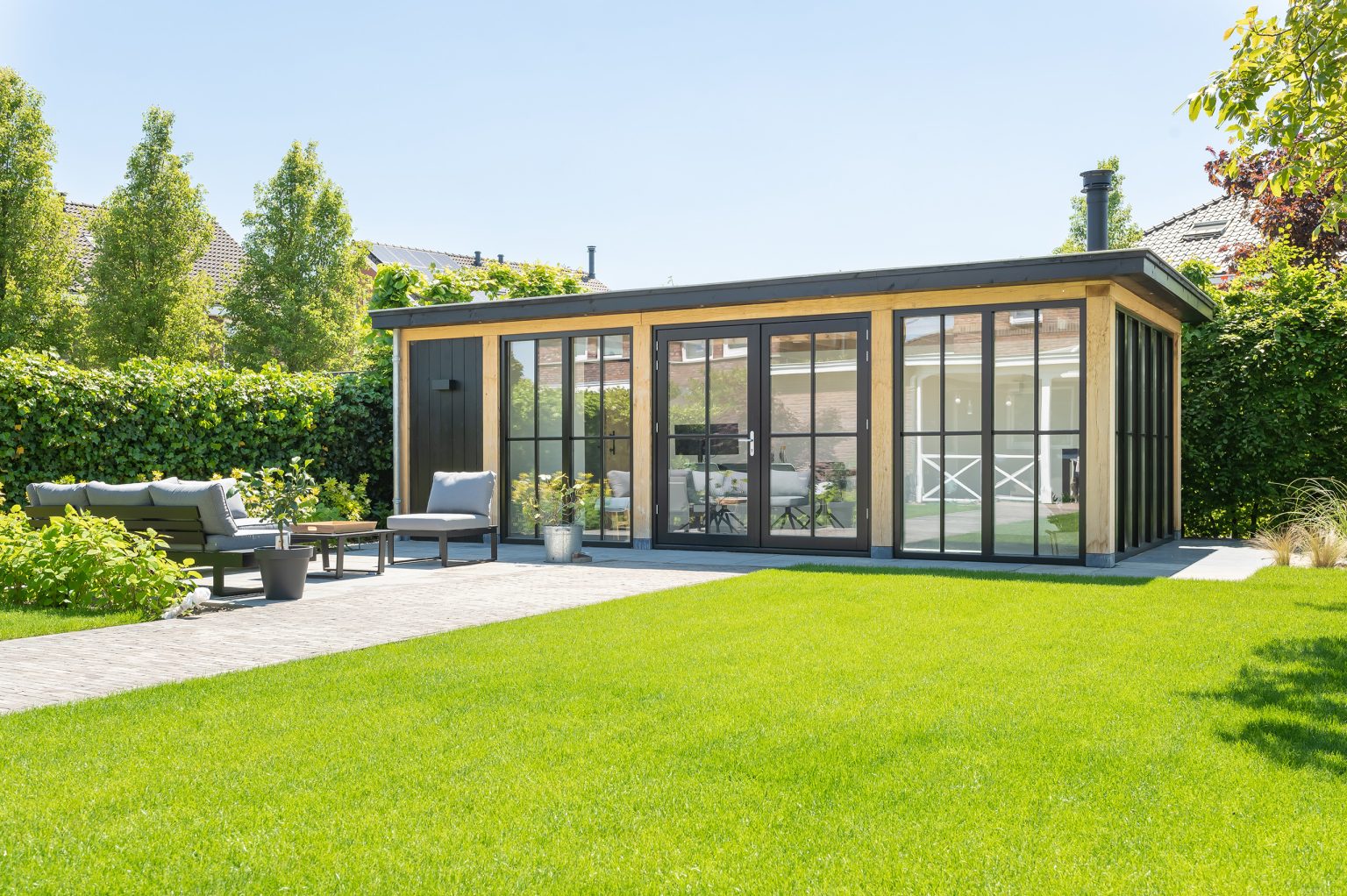 Houten tuinkantoor met uniek ontwerp | Stantico