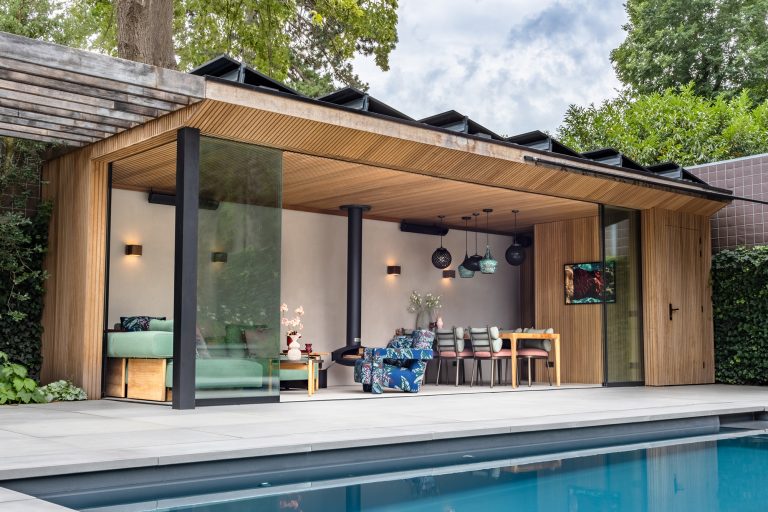 Stantico - project strakke tuinkamer in Overveen