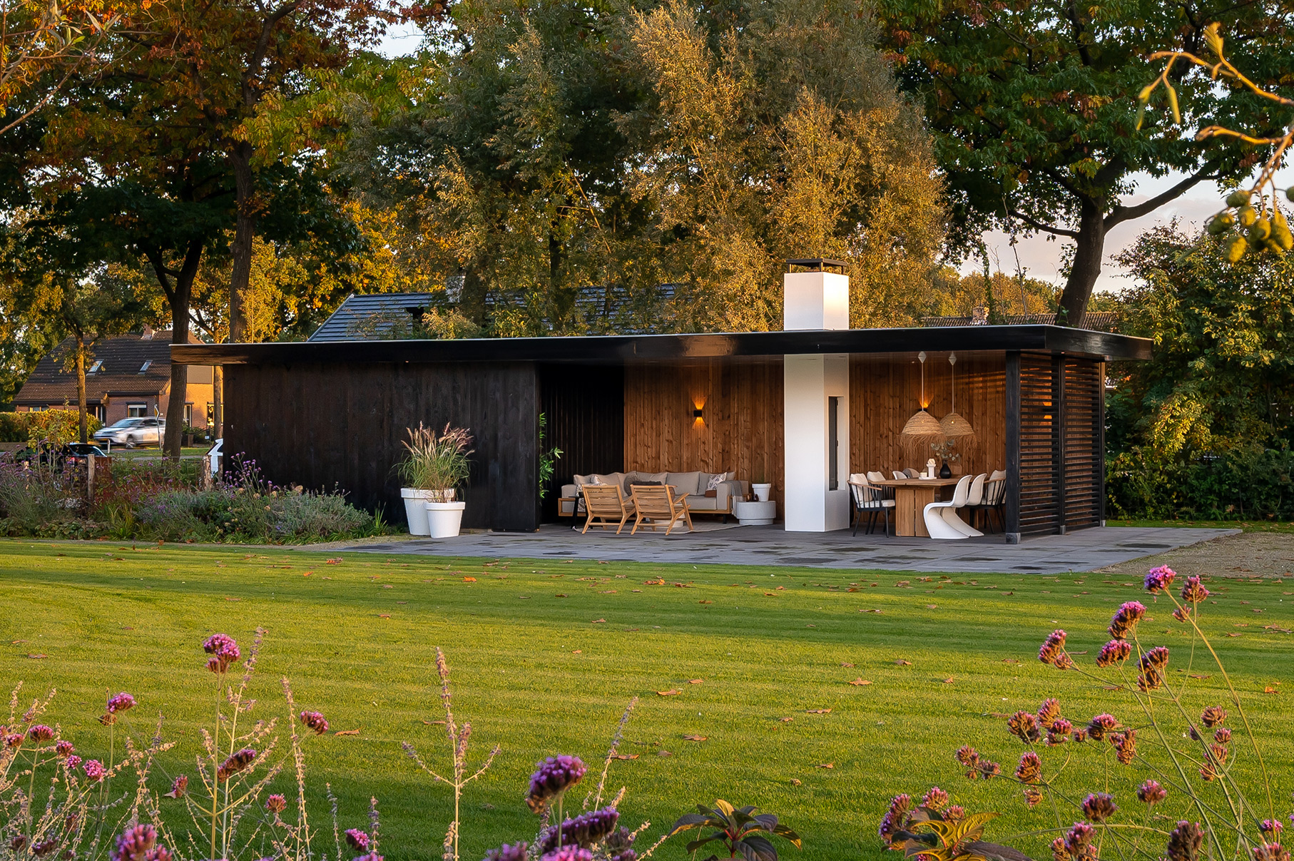 Stantico: uw specialist in luxe houten buitenverblijven.