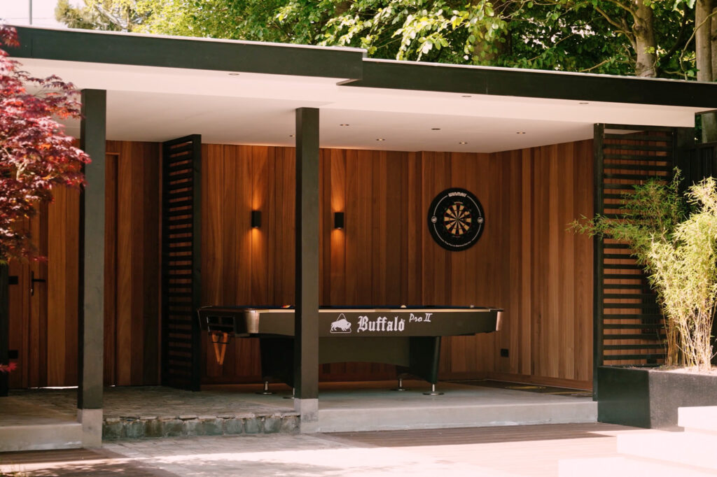 Buitenverblijf Laren: Buitenverblijf met zwembadbeleving in Laren