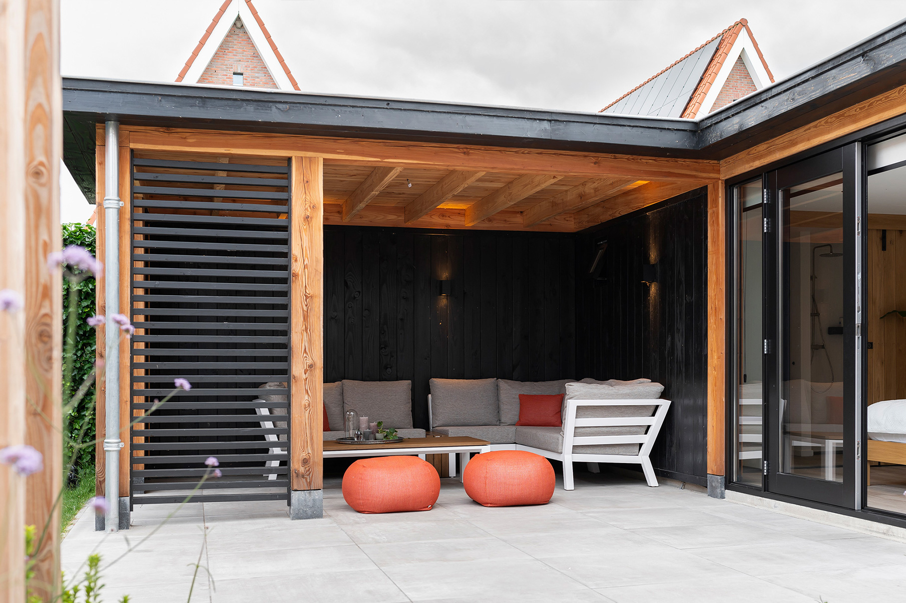 Zoekt u een veranda specialist in Barneveld? Kies voor de iconische houtbouw van Stantico.
